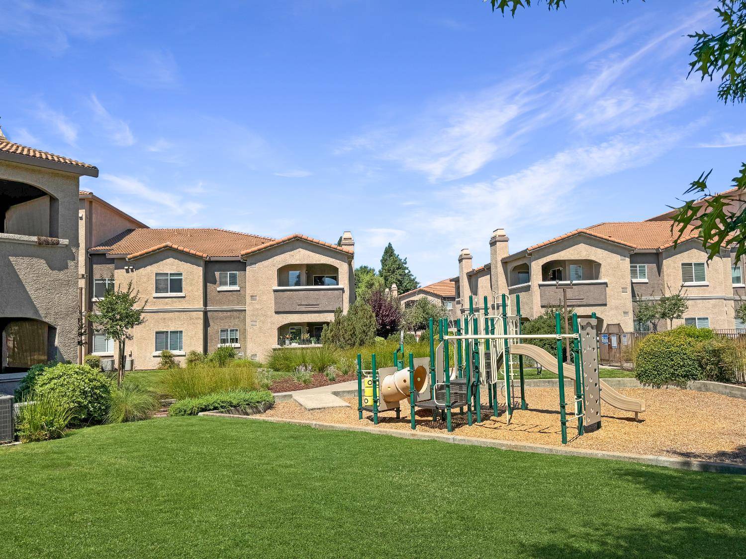 Roseville, CA 95747,10001 Woodcreek Oaks BLVD #413