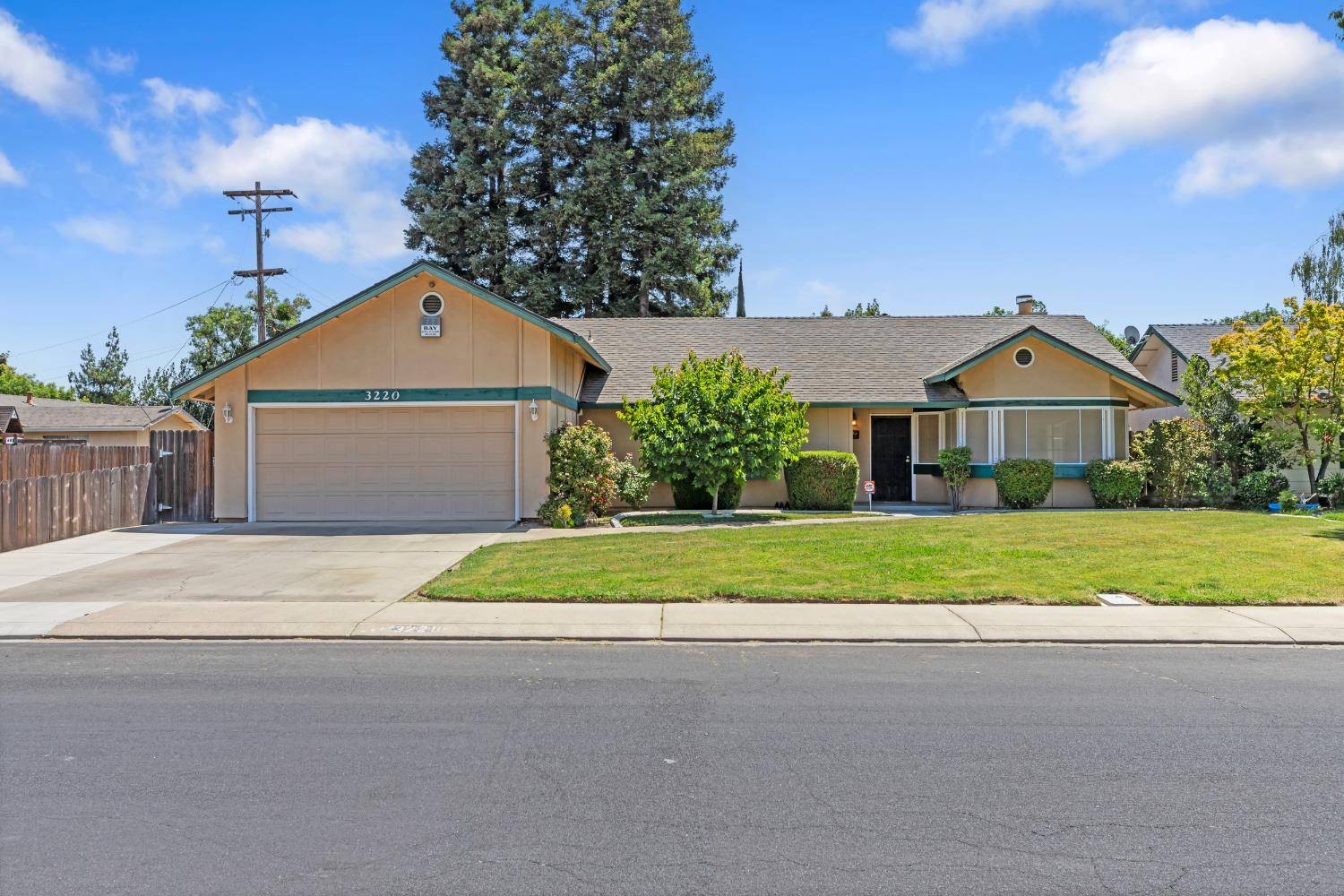 Modesto, CA 95355,3220 Boyce LN