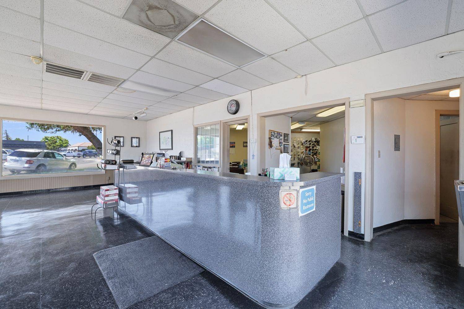 Turlock, CA 95380,401 N Center ST