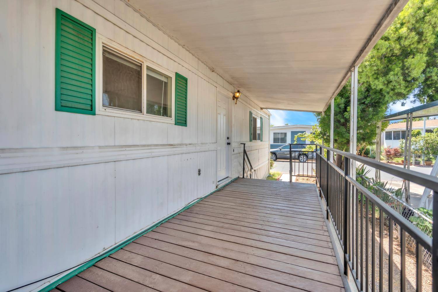 North Highlands, CA 95660,5040 Jackson ST #60