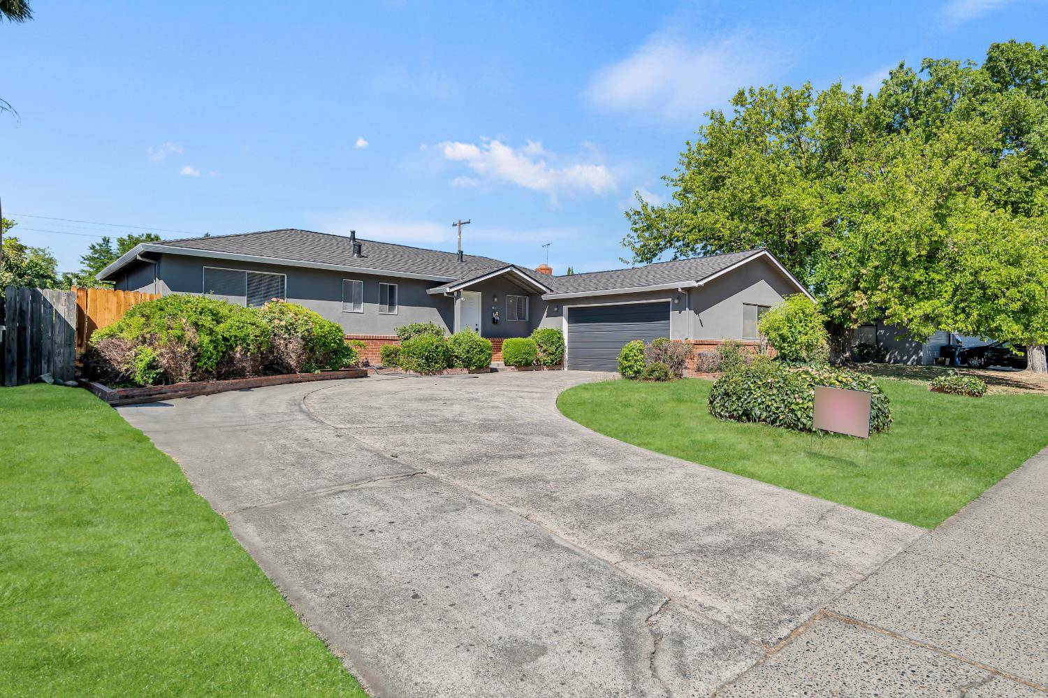 Sacramento, CA 95822,7024 Tamoshanter WAY