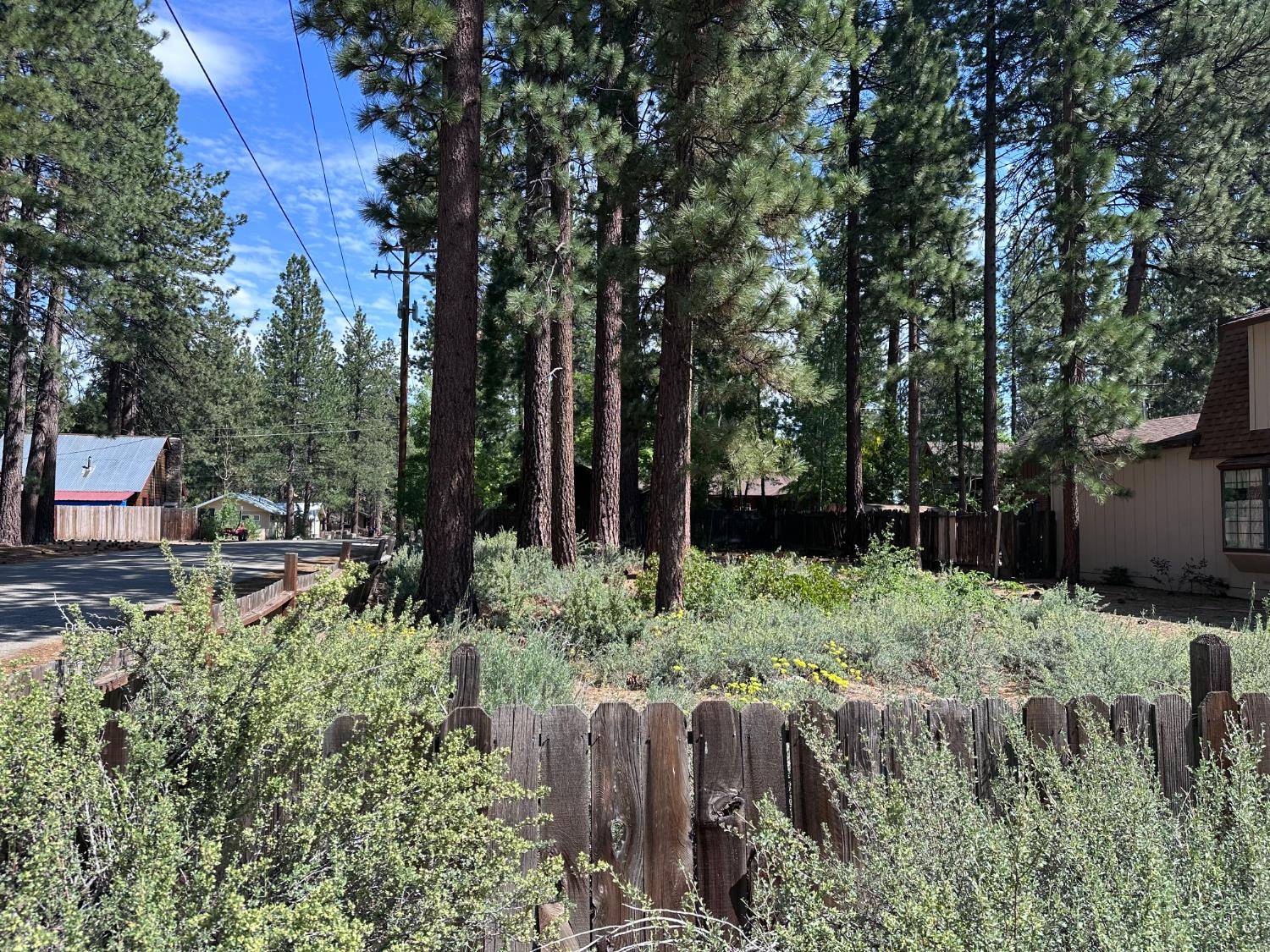 South Lake Tahoe, CA 96150,3068 Berkeley AVE