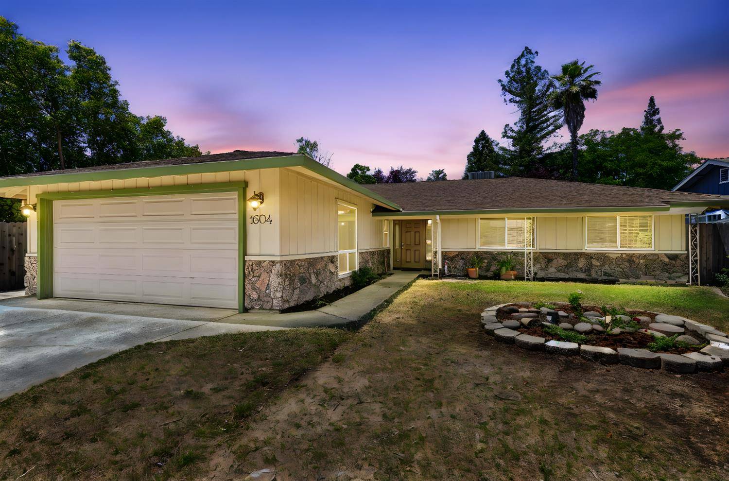 Roseville, CA 95661,1604 Crestmont AVE
