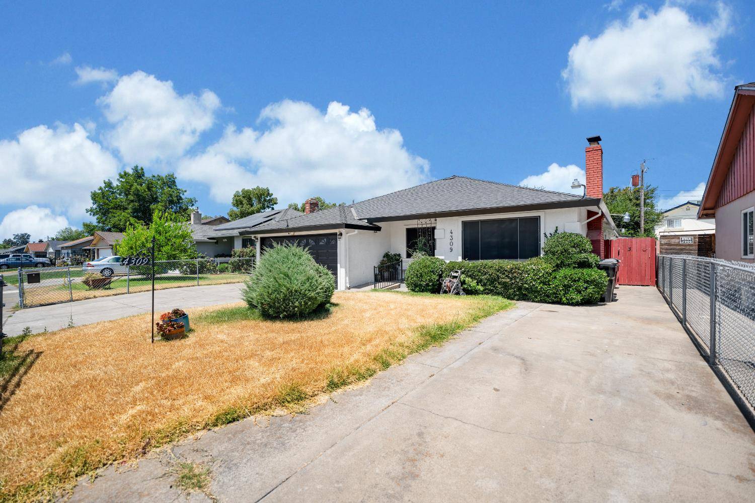 Sacramento, CA 95820,4309 22nd AVE