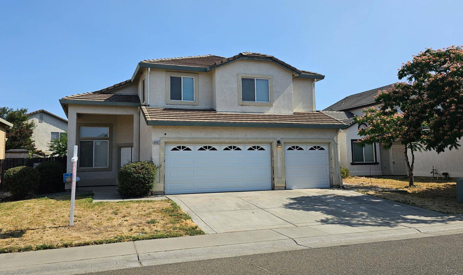 Sacramento, CA 95829,8993 Robbins RD