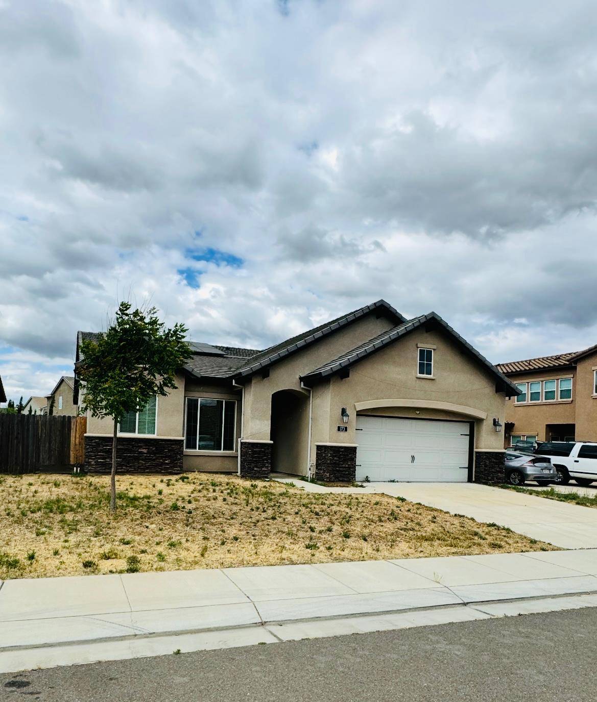 Manteca, CA 95337,173 Gino Luca ST