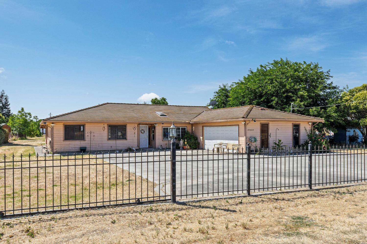 Stockton, CA 95215,19400 E Oakwood RD