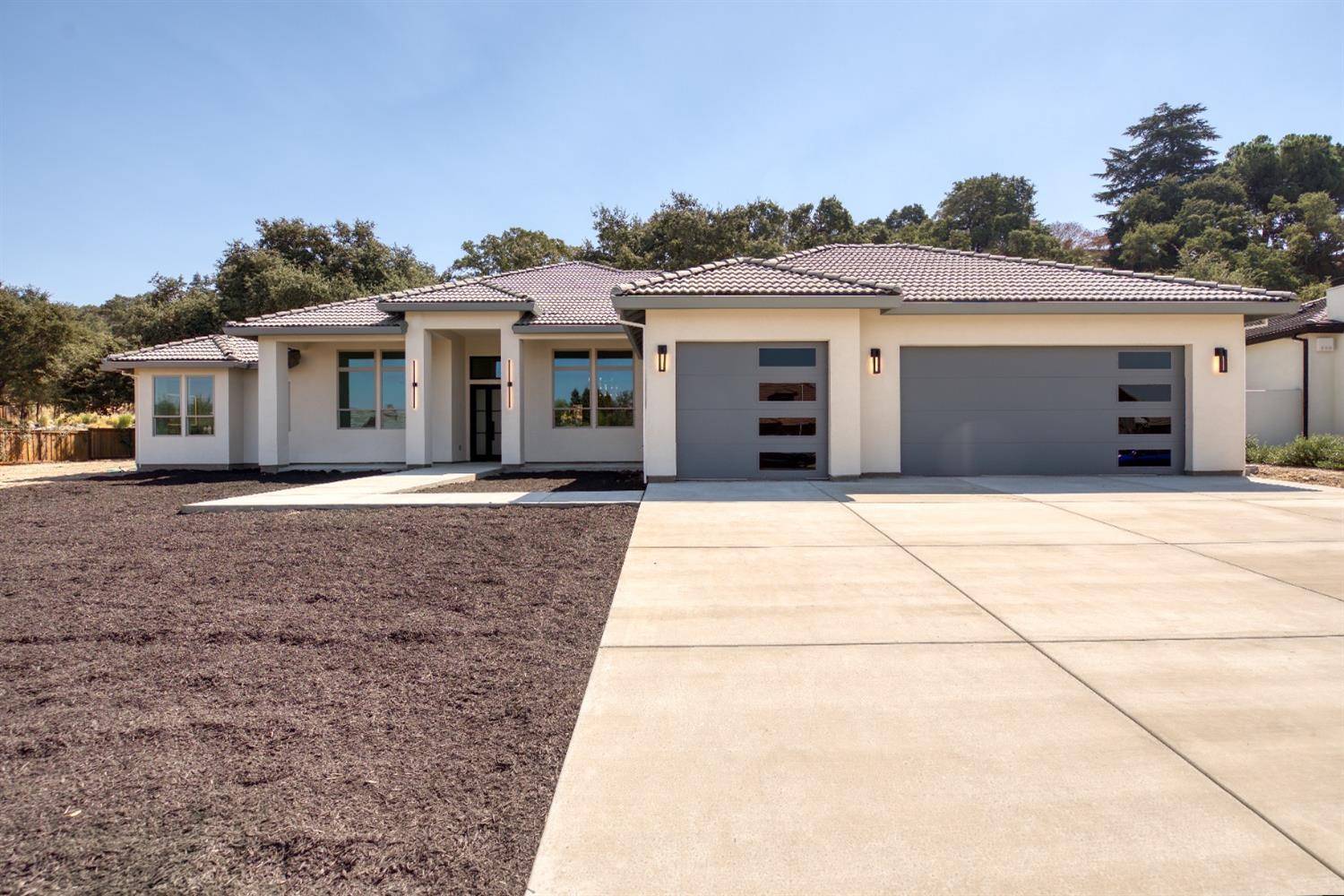 Oakdale, CA 95361,10318 Fox Borough DR
