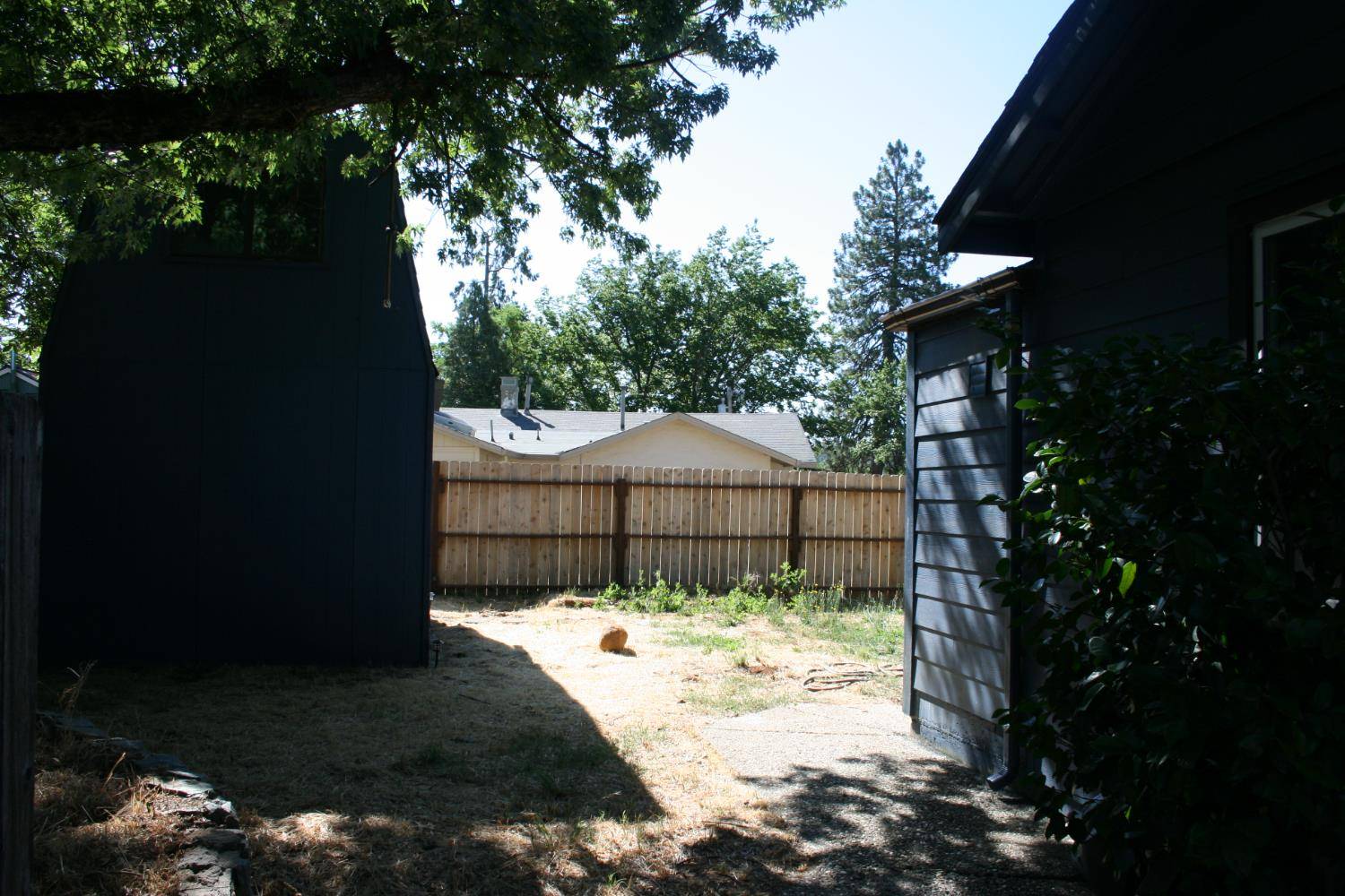 Grass Valley, CA 95945,321 Pleasant ST #B