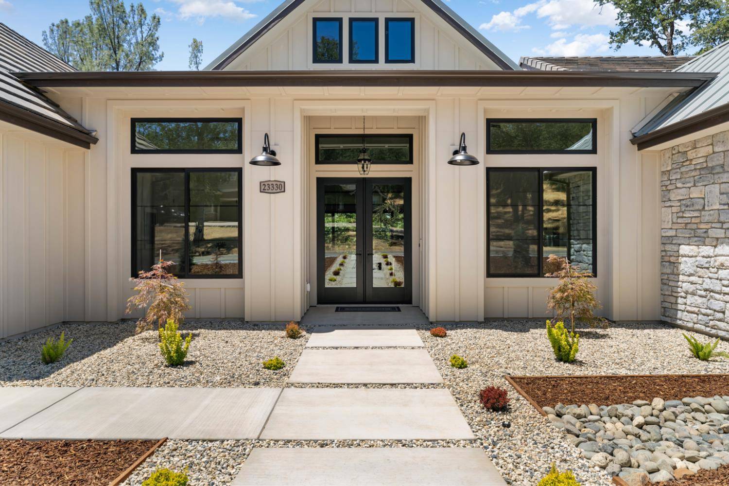 Auburn, CA 95602,23330 Darkhorse DR