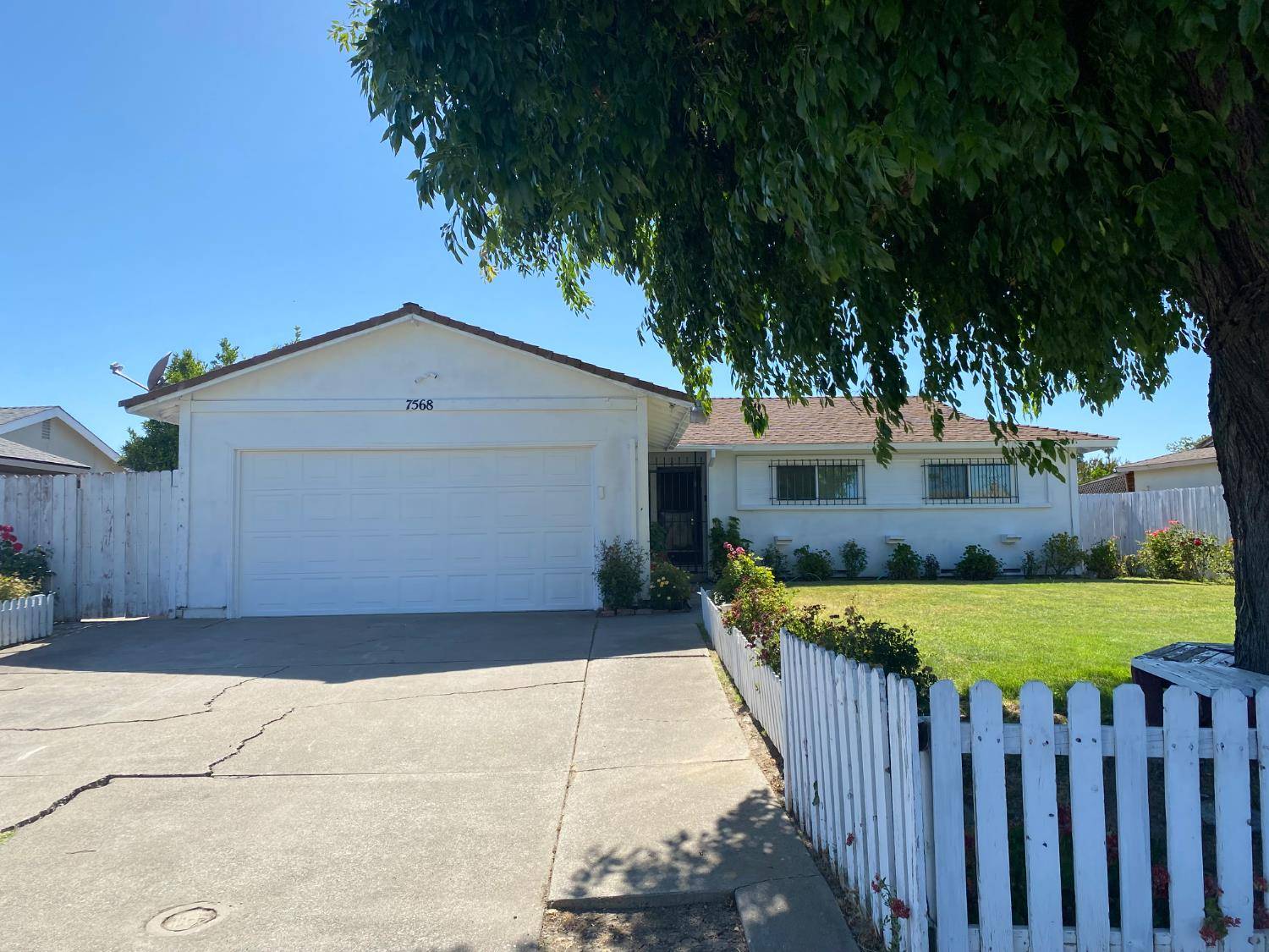 Sacramento, CA 95822,7568 29th ST
