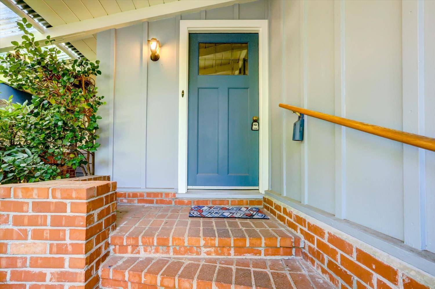 Nevada City, CA 95959,342 Brock RD