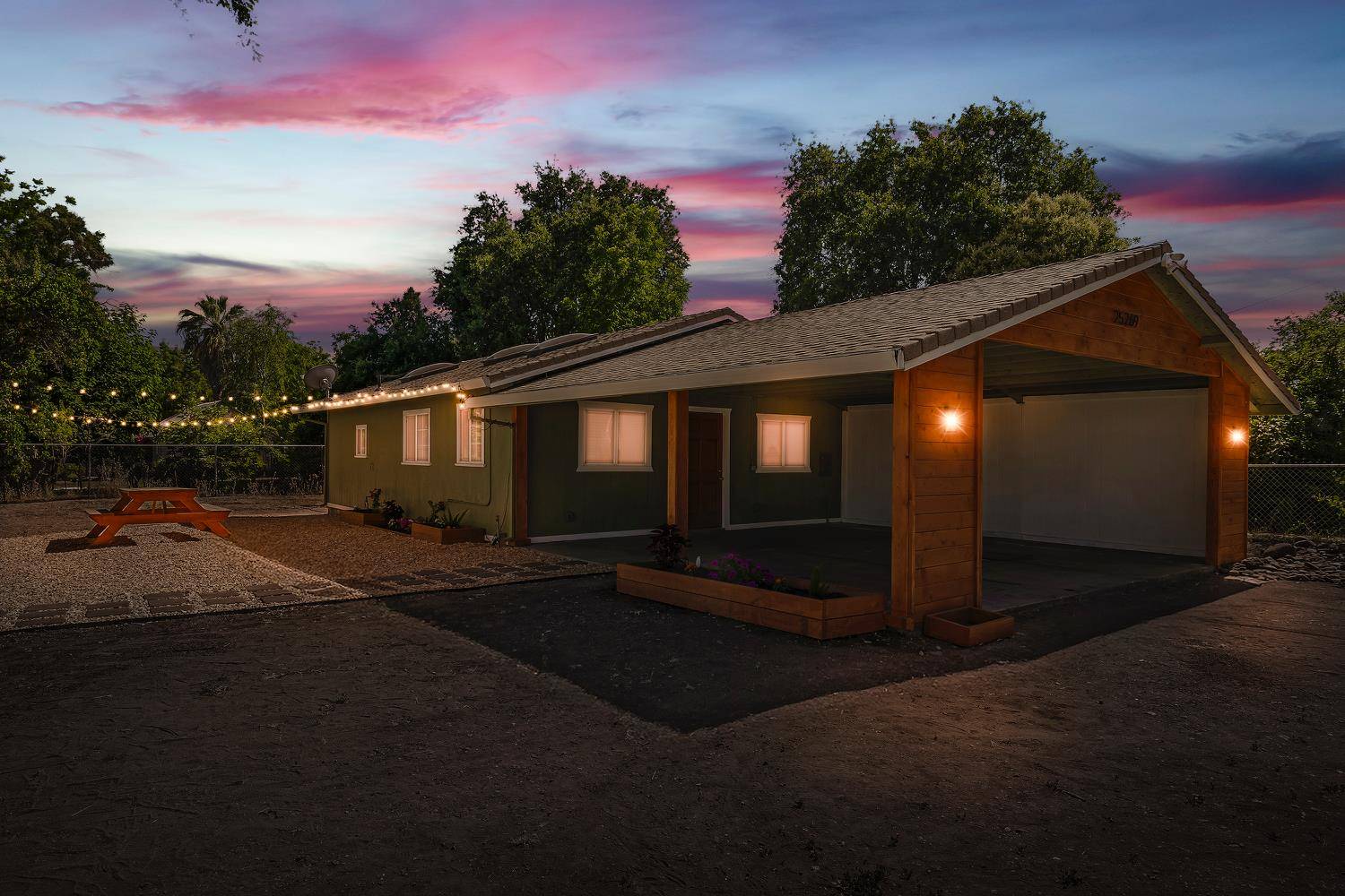 Los Molinos, CA 96055,25269 Josephine ST