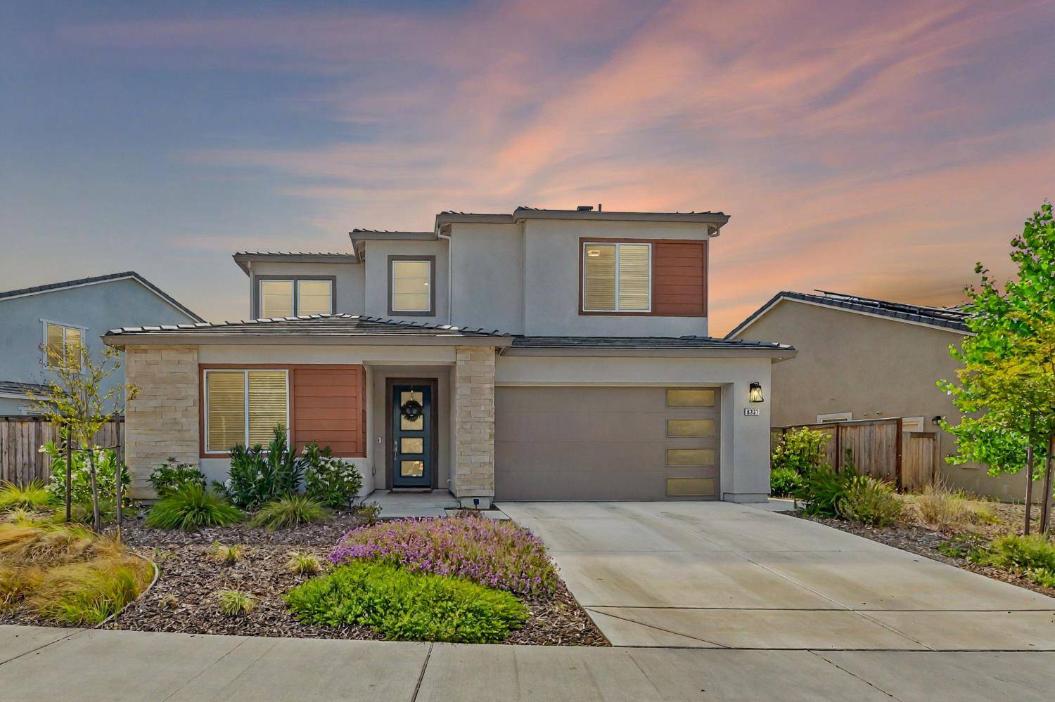 Roseville, CA 95747,8331 Pinot Noir CT