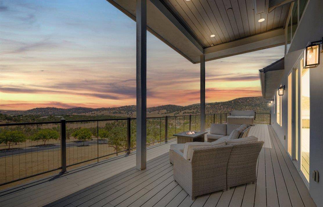 Copperopolis, CA 95228,23 Red Tail CT #77