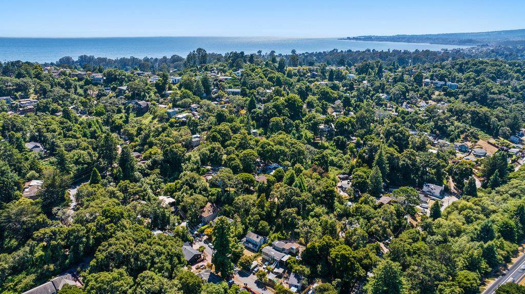 Aptos, CA 95003,610 Nestora AVE