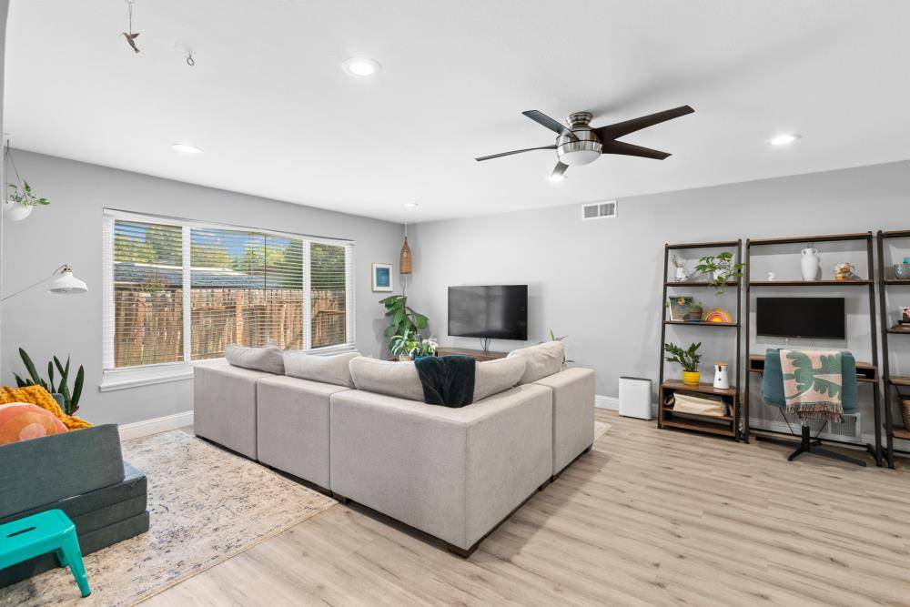 Sacramento, CA 95821,3524 Pope AVE