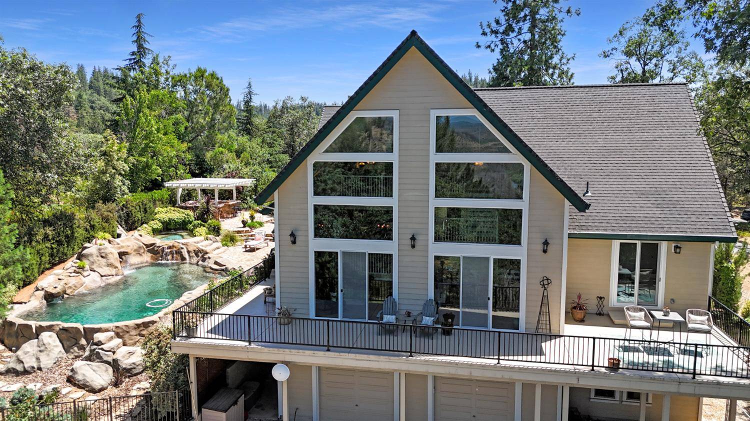 Colfax, CA 95713,1880 Buck Ridge CT