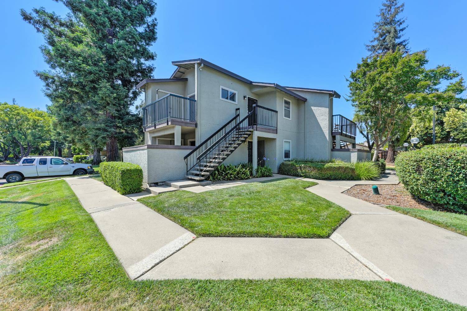 Sacramento, CA 95834,121 Luna Grande CIR #108