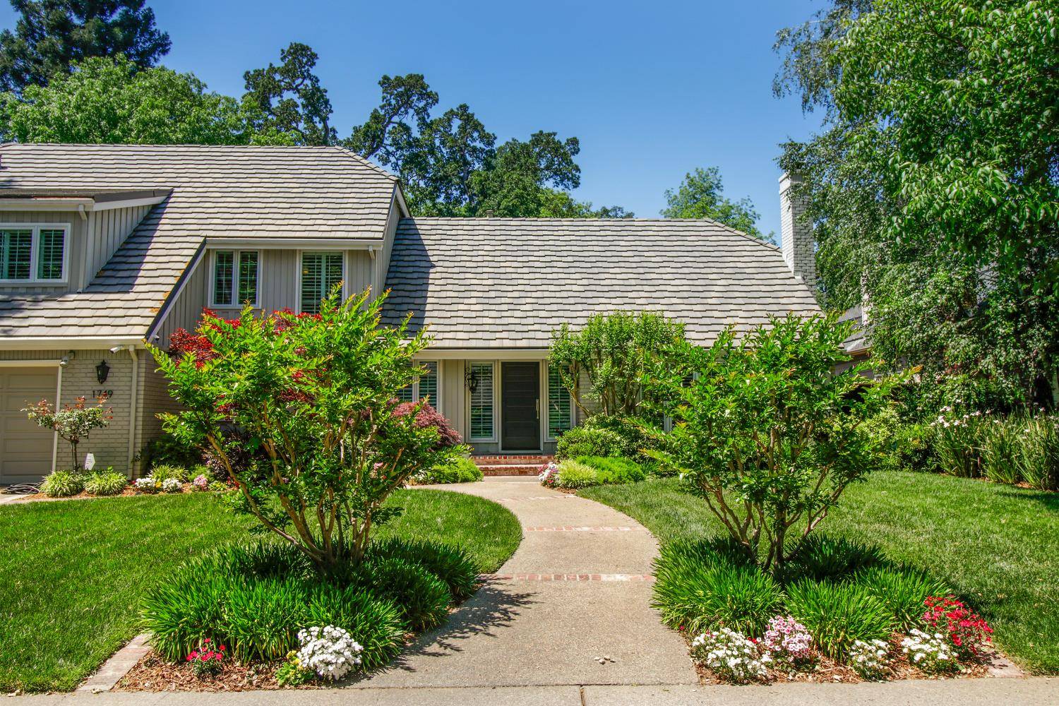 Carmichael, CA 95608,1749 Haggin Grove Way
