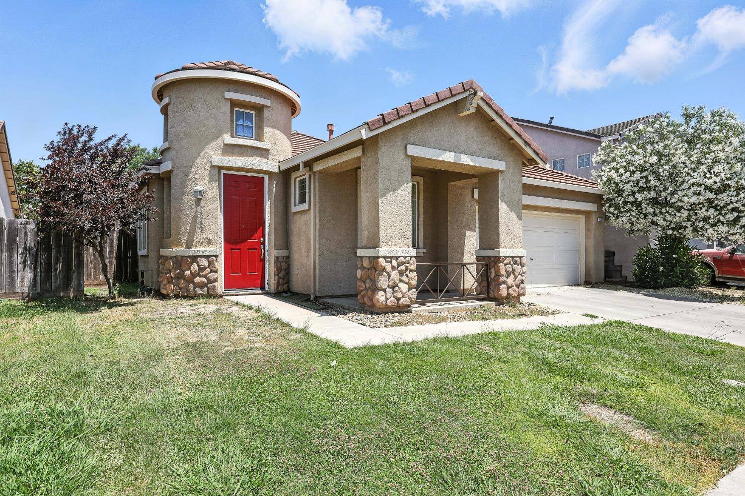 Merced, CA 95348,1207 Strawberry DR