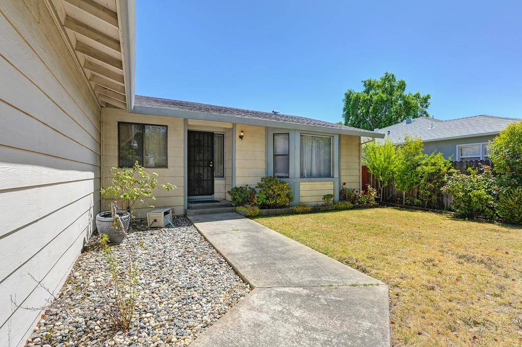 Sacramento, CA 95822,2534 49th AVE