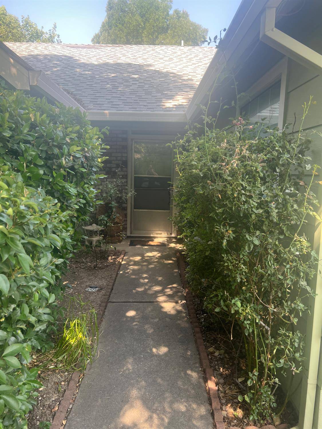Sacramento, CA 95828,8170 Tecopa WAY