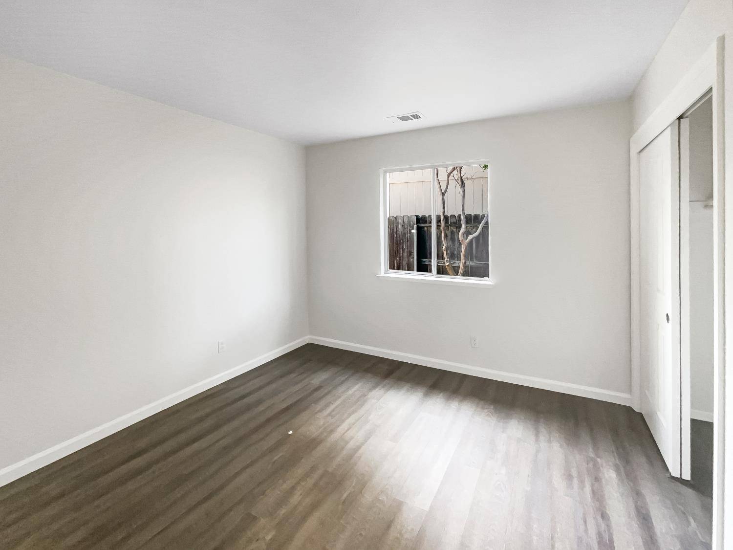 Roseville, CA 95747,503 San Amadeo CT