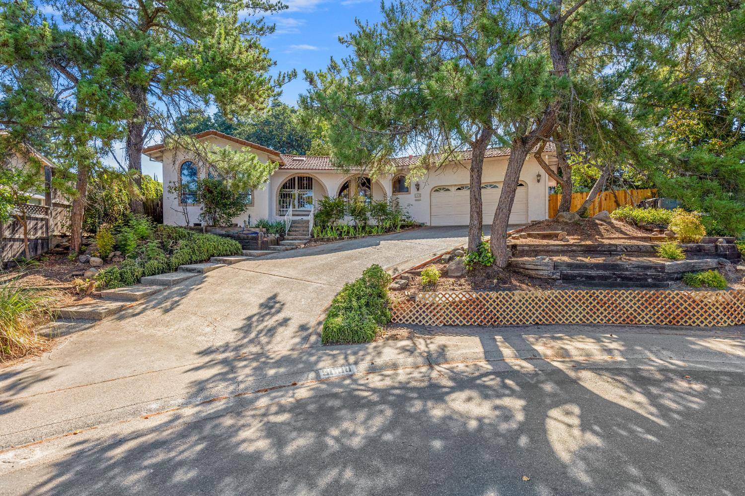 Fair Oaks, CA 95628,5008 Tanaka CT