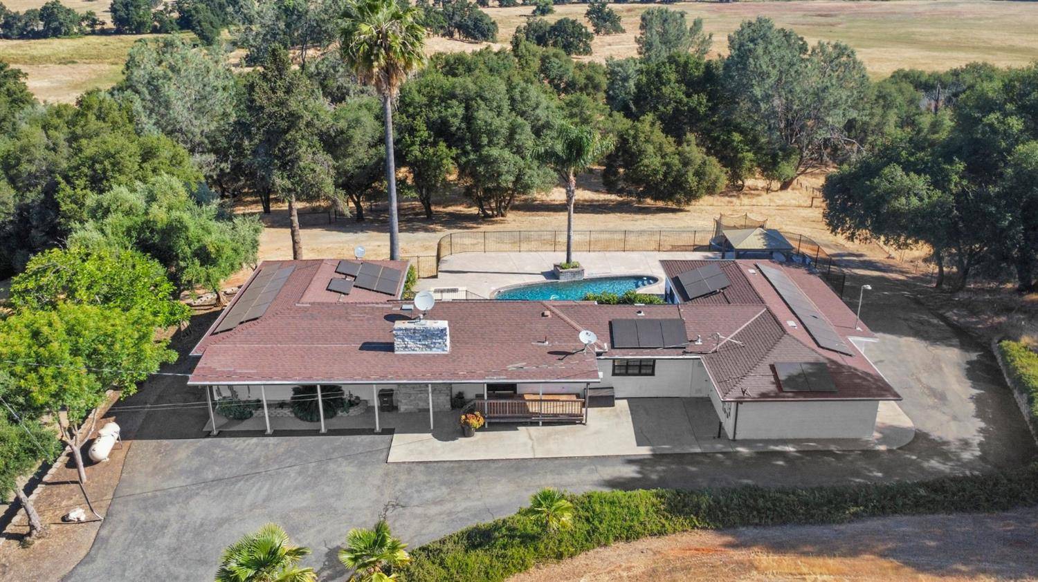 Plymouth, CA 95669,20160 Latrobe RD