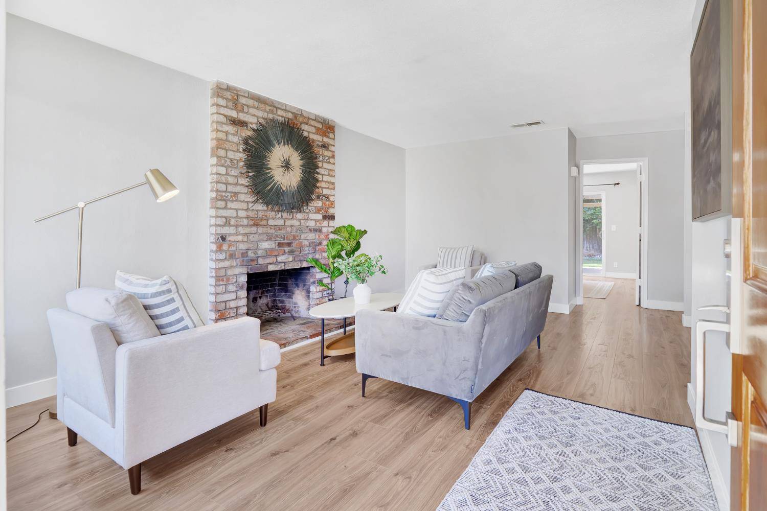 Woodland, CA 95695,20 Miramonte
