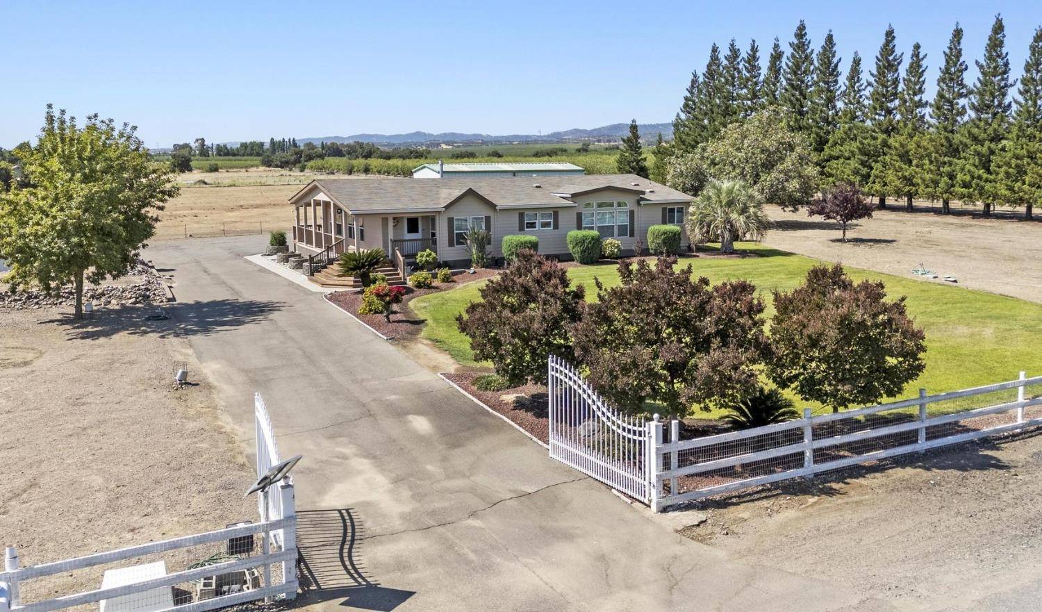 Arbuckle, CA 95912,536 Young AVE