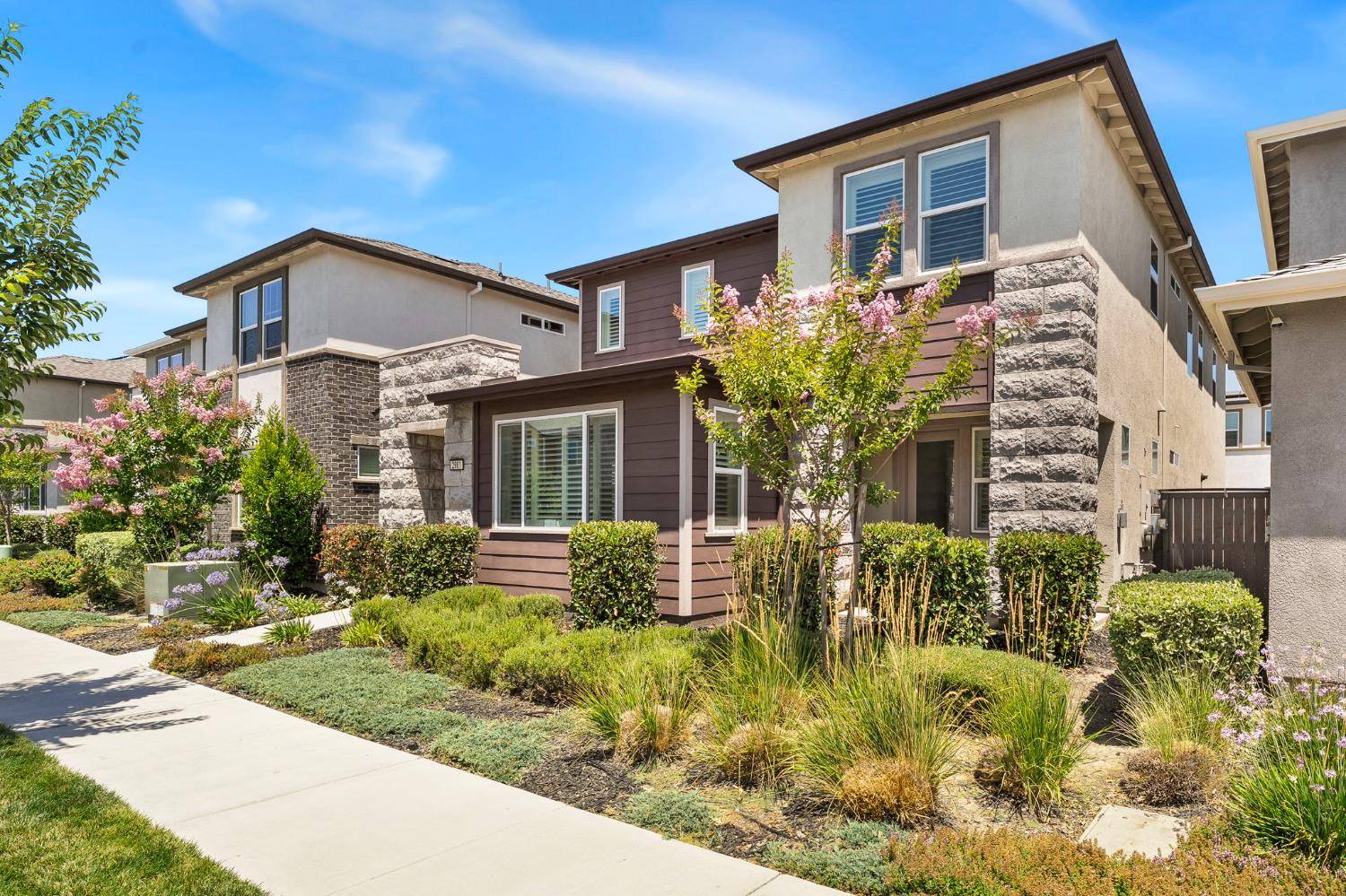 Sacramento, CA 95833,2981 Honey Opal AVE