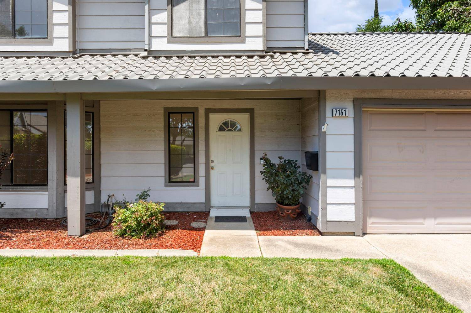 Citrus Heights, CA 95610,7151 Karen Rae CT
