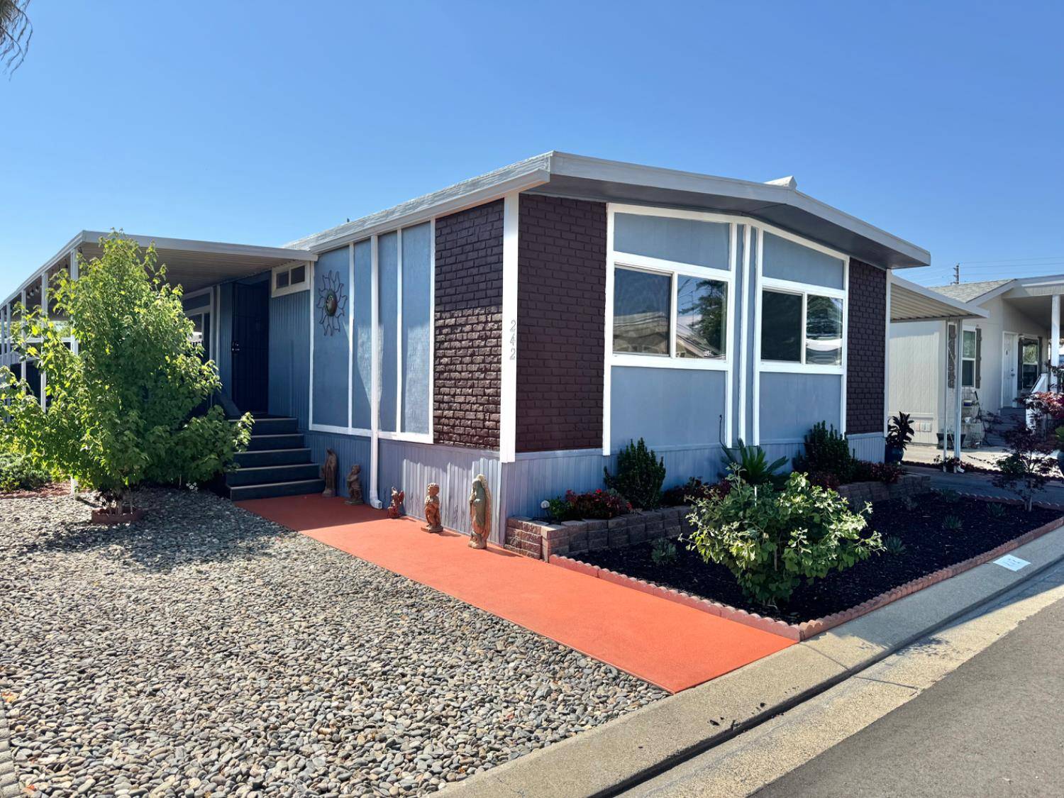 Modesto, CA 95350,2621 Prescott RD #242