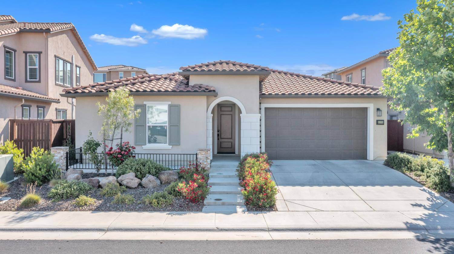 Folsom, CA 95630,3233 Gopher Ridge DR