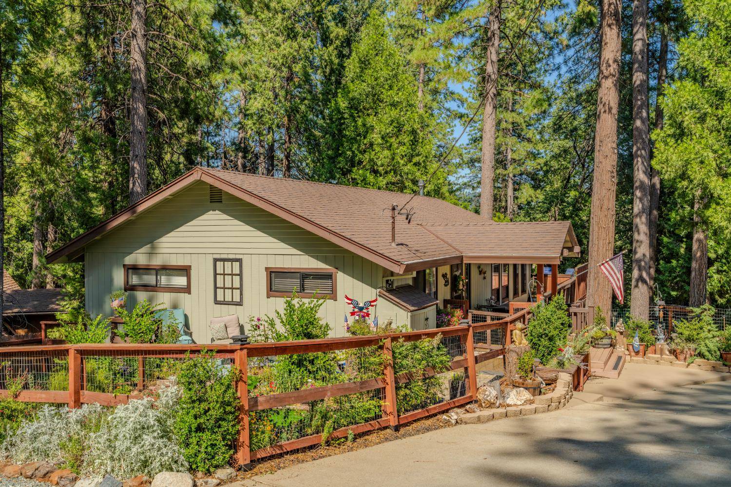 Pioneer, CA 95666,16548 Alpine Lane