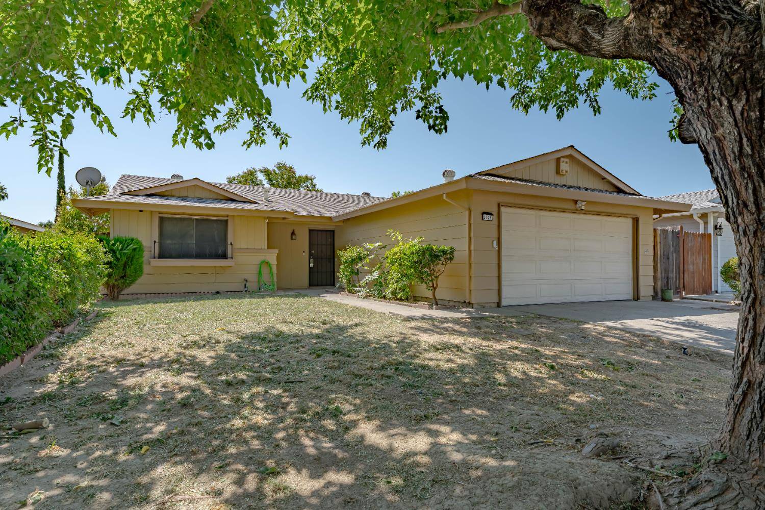Sacramento, CA 95842,5328 Ygnacio DR