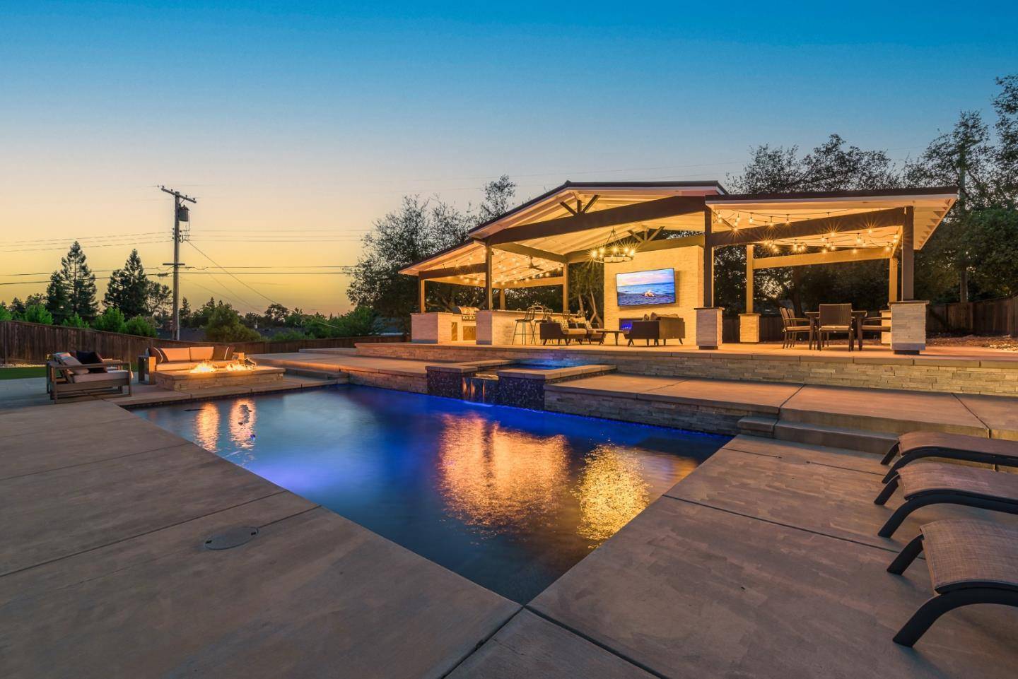 Carmichael, CA 95608,3543 Serramont CT
