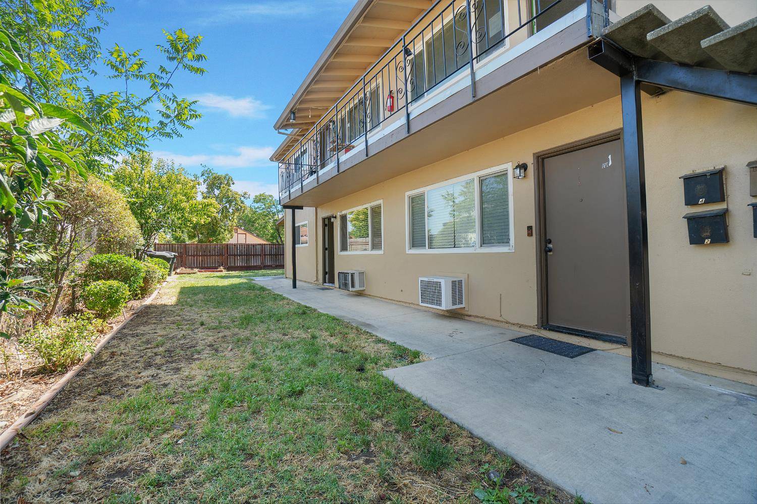 Roseville, CA 95678,130 Elm ST