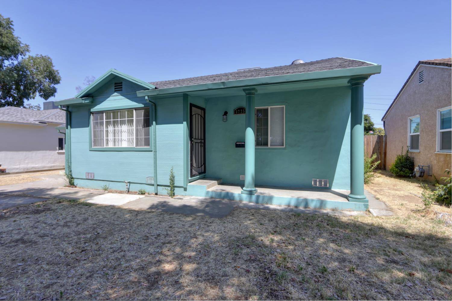 Sacramento, CA 95824,5725 44th ST