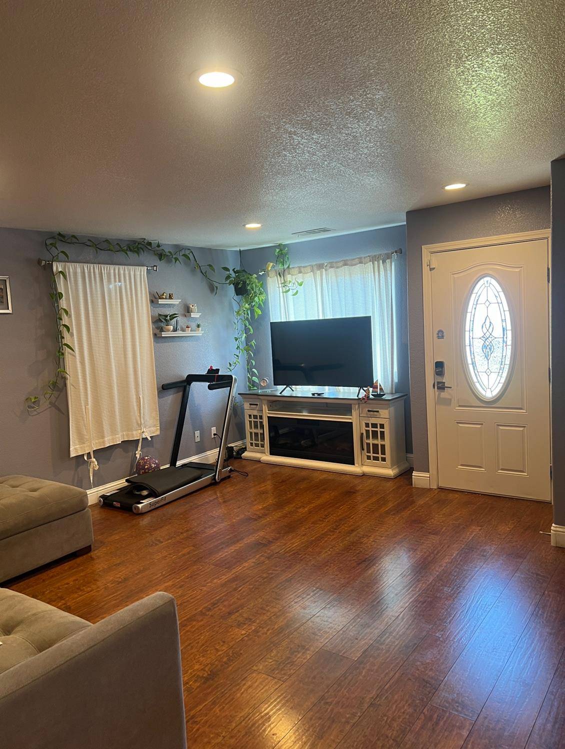 Keyes, CA 95328,5109 Greendale DR