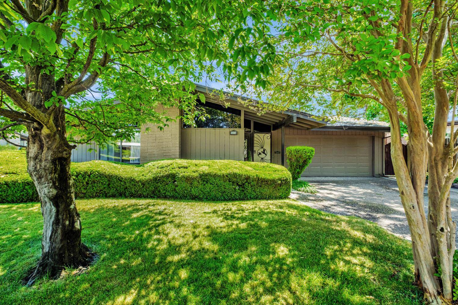 Carmichael, CA 95608,5474 Wildflower CIR