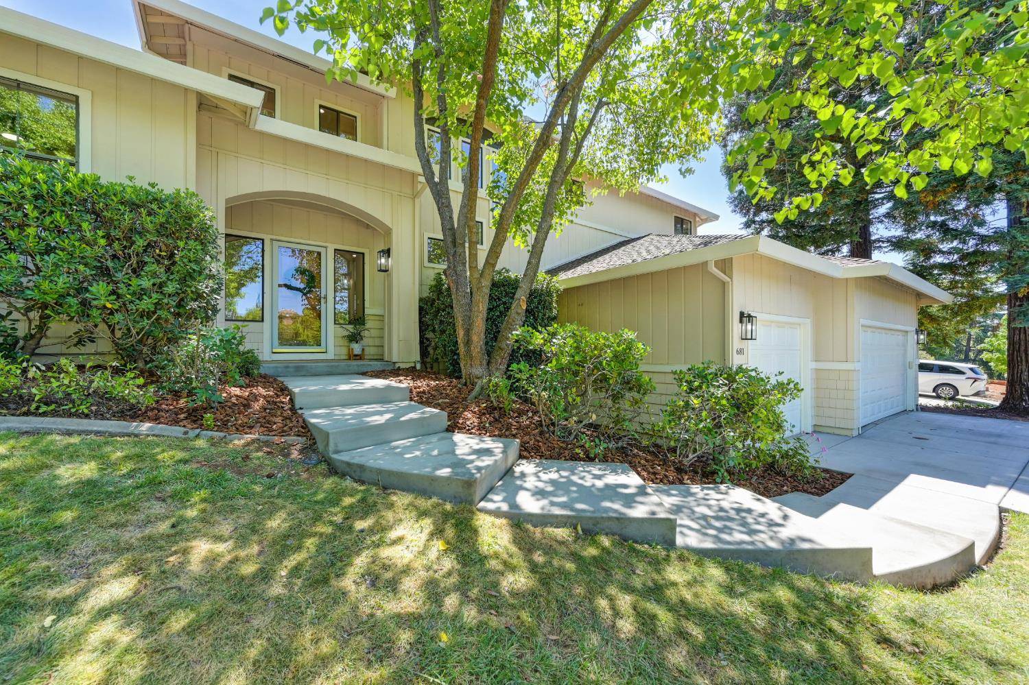 El Dorado Hills, CA 95762,681 Platt CIR