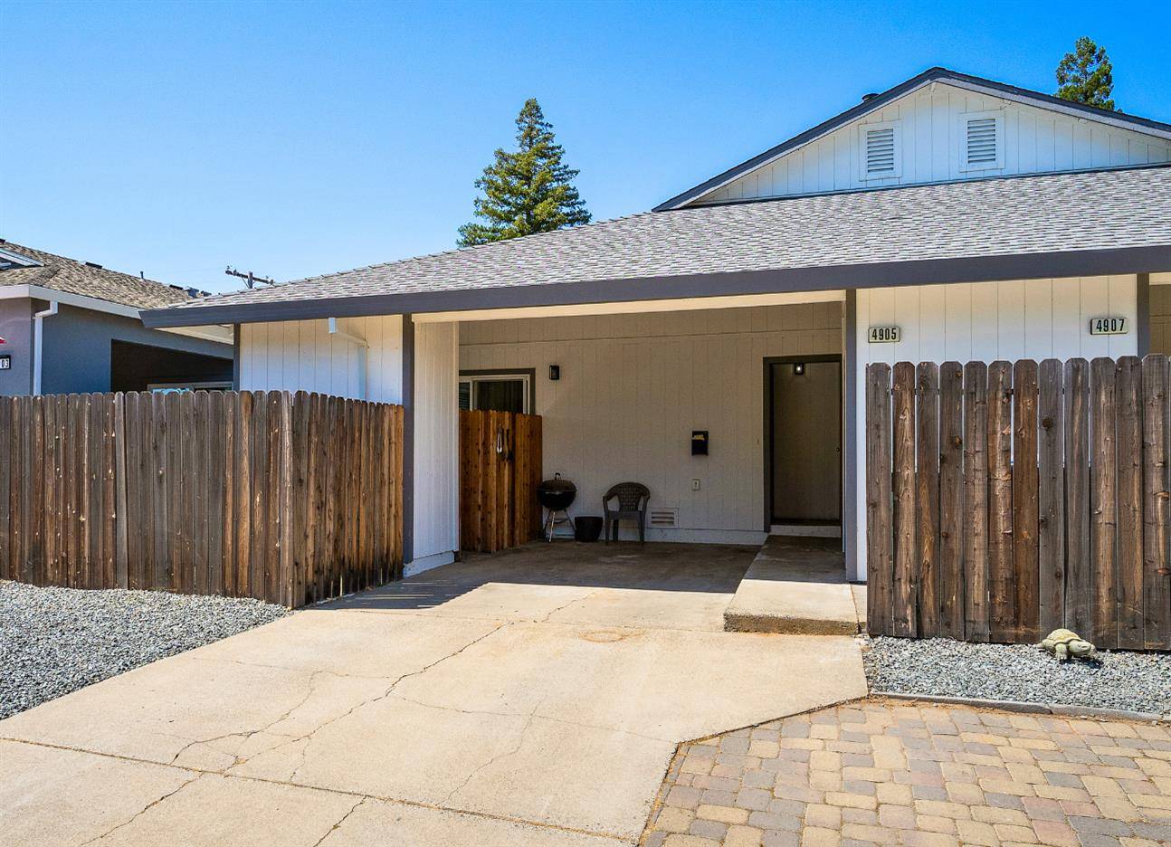 Carmichael, CA 95608,4907 Douvan CT