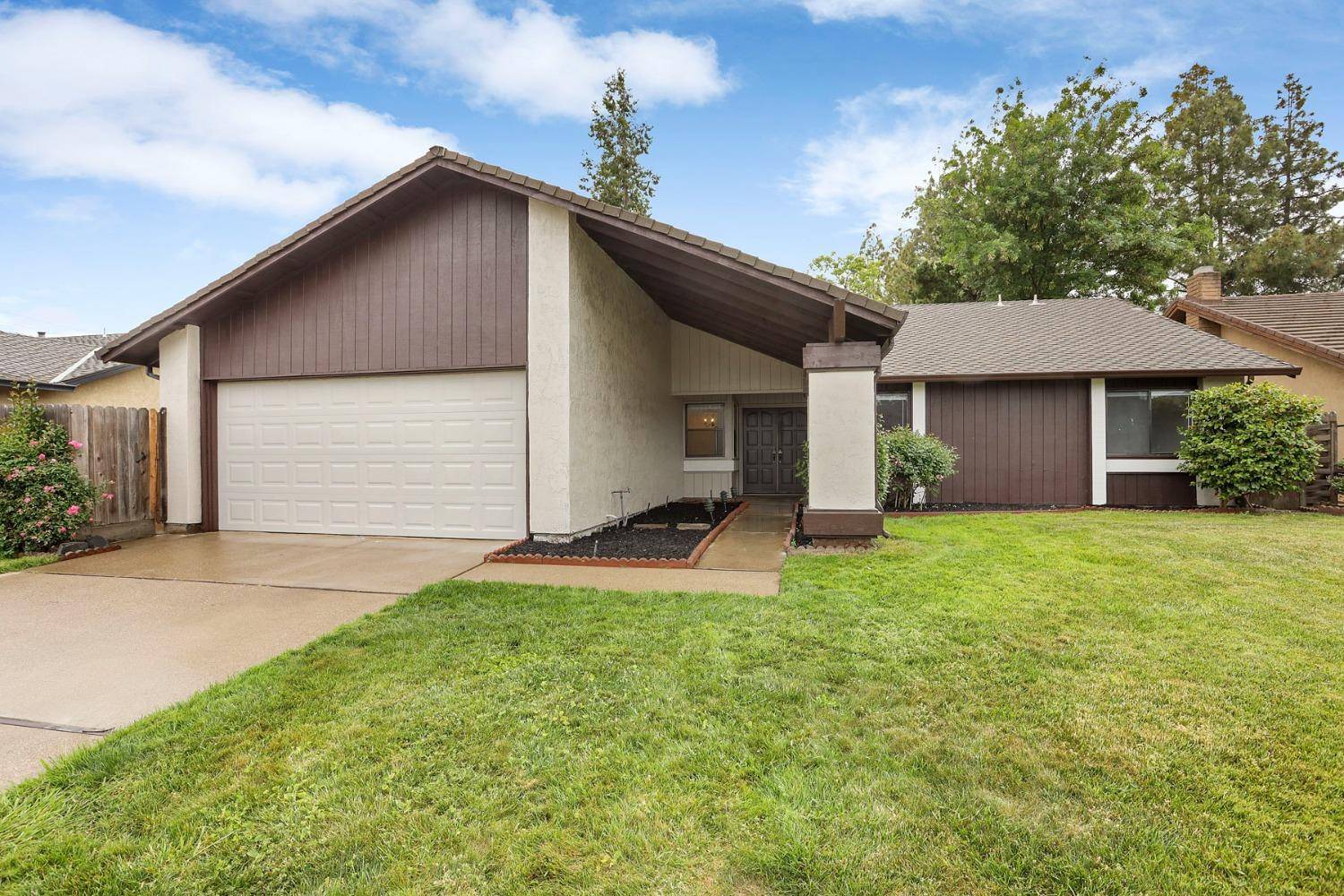Stockton, CA 95207,5215 Grouse Run DR