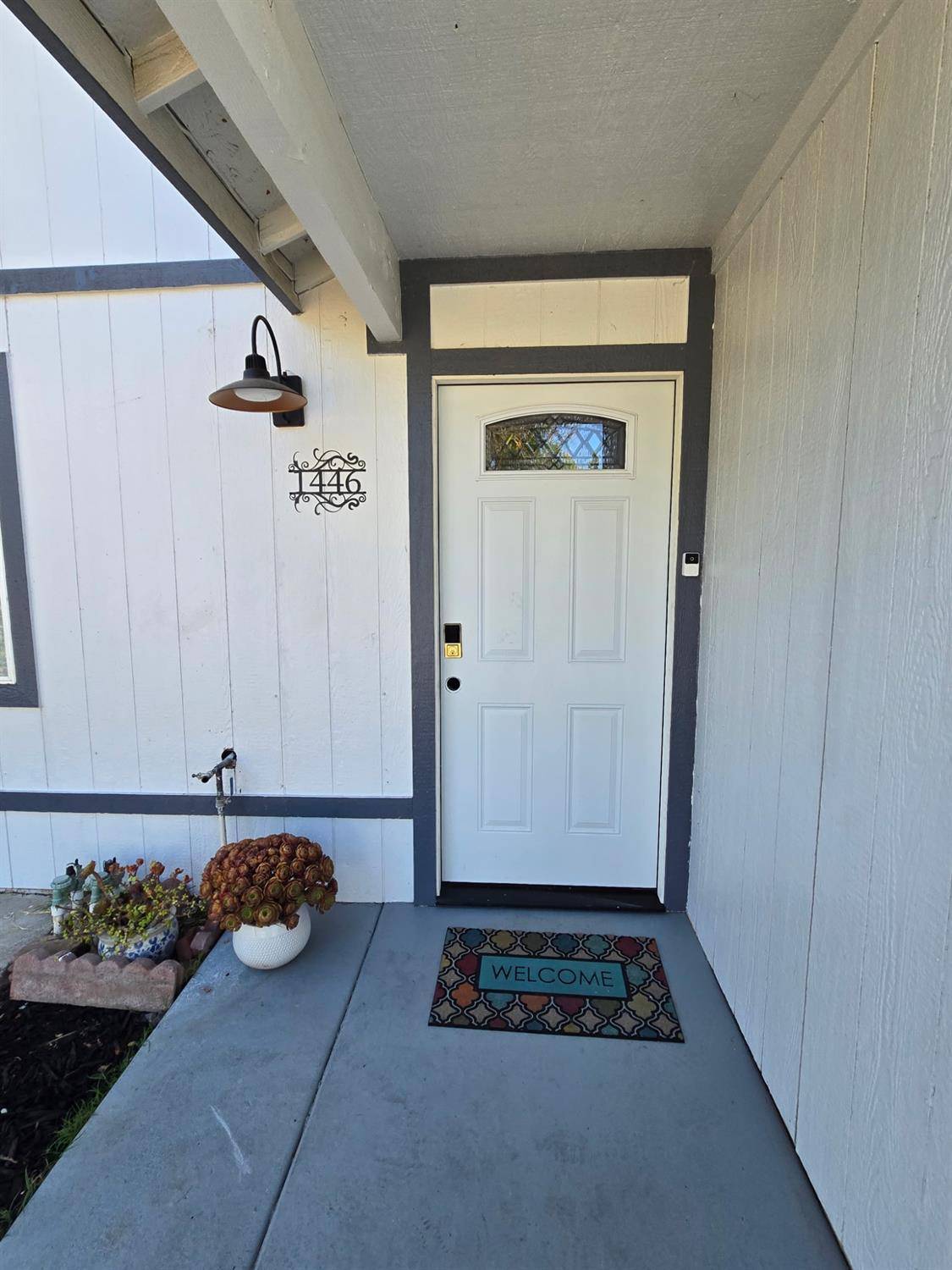 Livingston, CA 95334,1446 Pinot DR