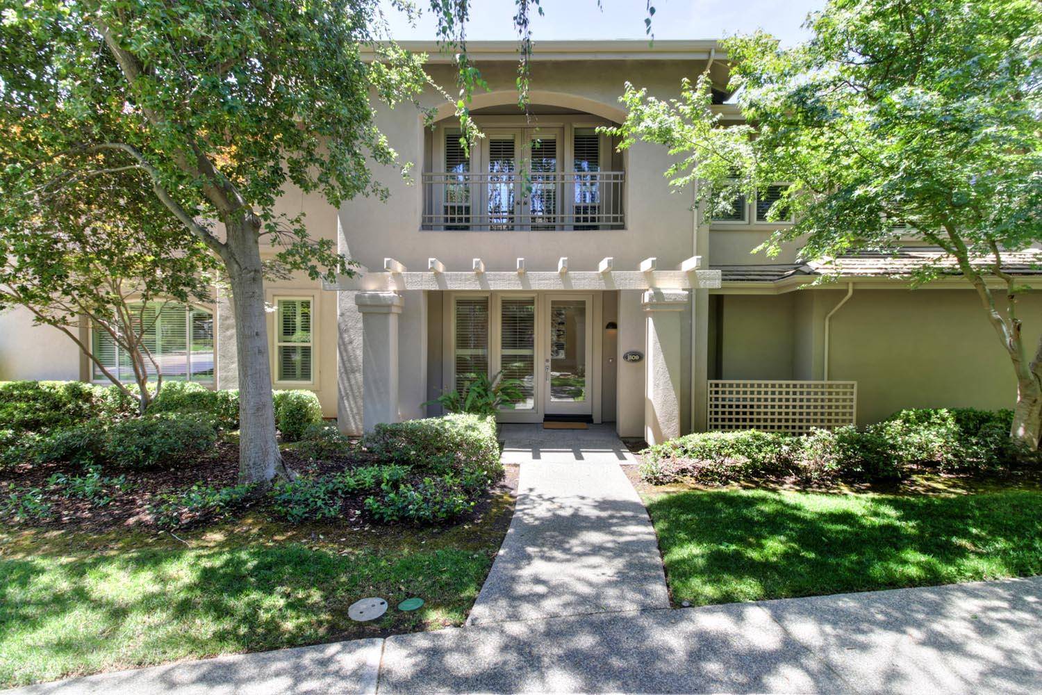 Gold River, CA 95670,11281 Stanford Court LN #609