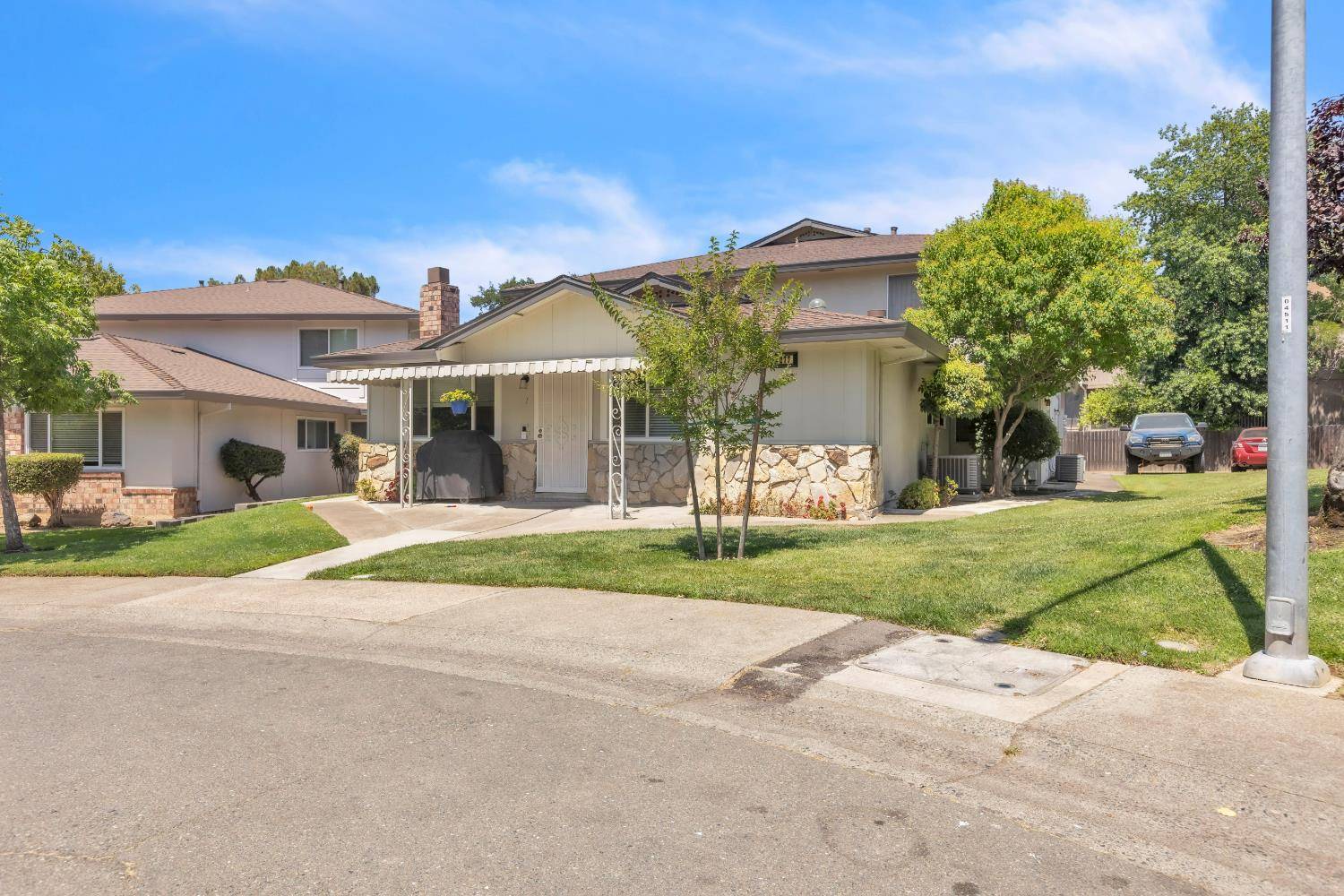 Roseville, CA 95678,277 Sharp CIR #2