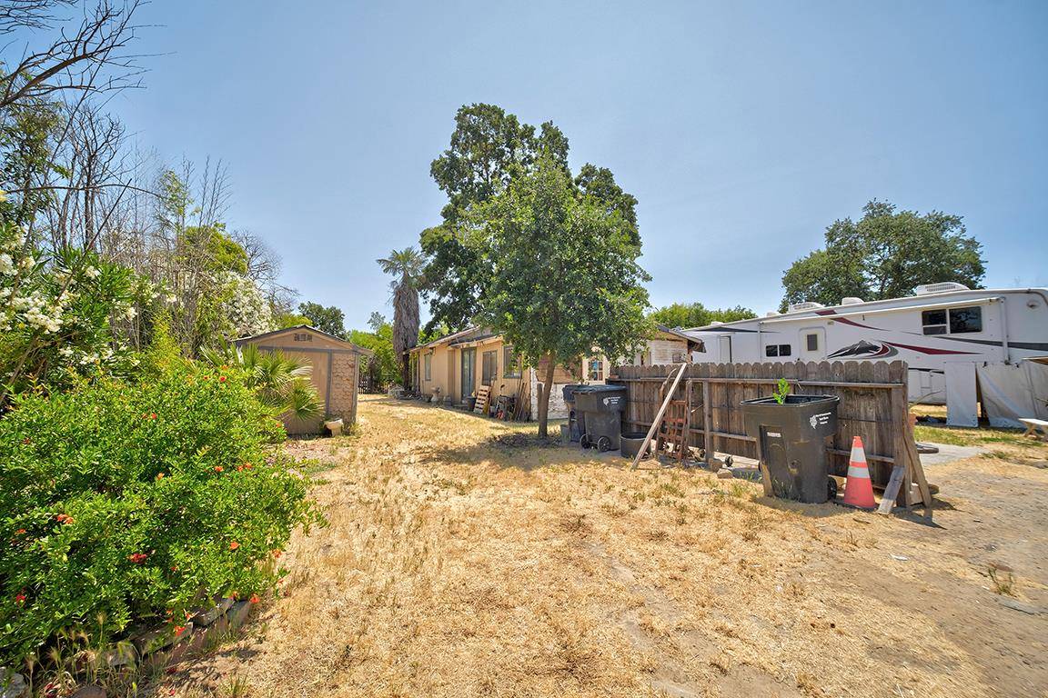Sacramento, CA 95838,5121 Rio Linda BLVD